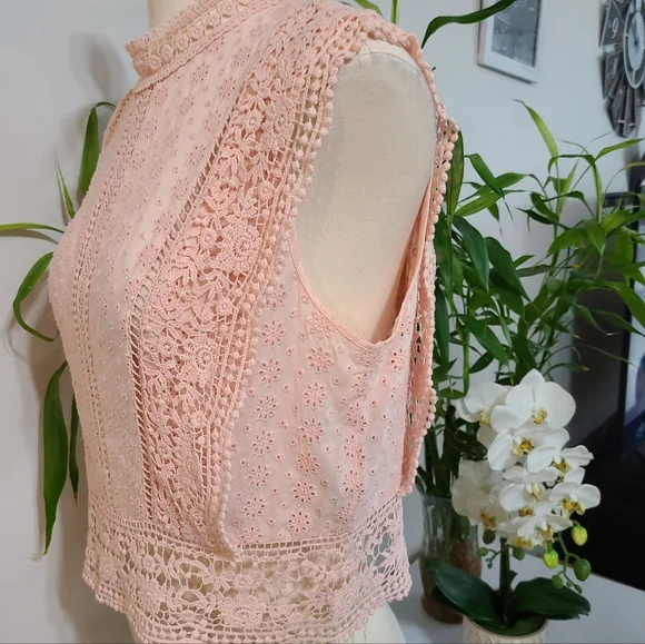 Forever 21 Crops Top - Picture 5 of 12